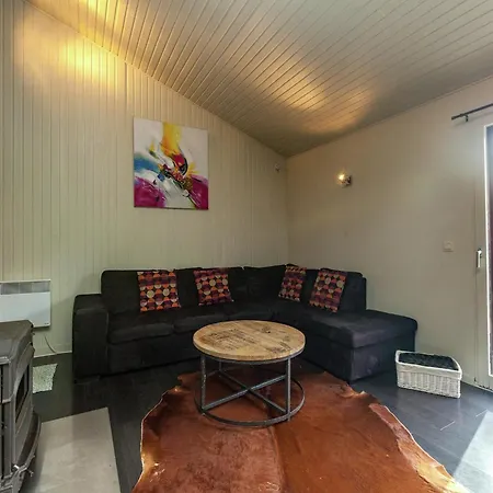 Holiday home In Bullange With Jacuzzi, Cleaning Included