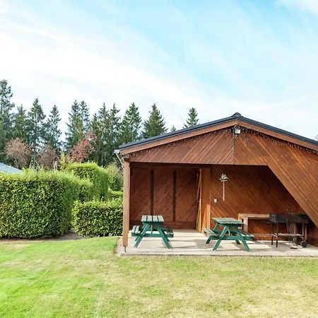 Holiday home In Bullange With Jacuzzi, Cleaning Included Wirtzfeld