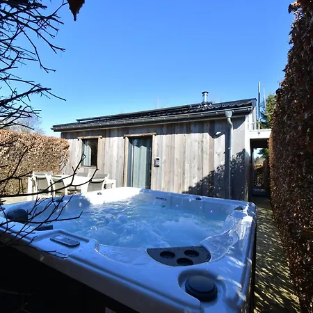 Holiday home In Bullange With Jacuzzi, Cleaning Included *